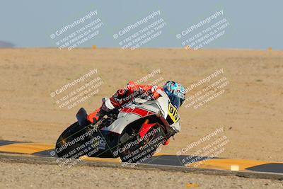 media/Oct-07-2023-CVMA (Sat) [[f84d08e330]]/Race 12 Amateur Supersport Open/